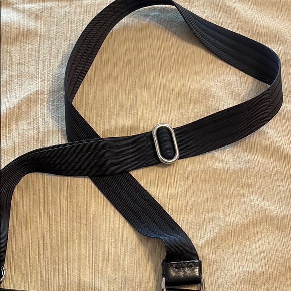 Salvatore Ferragamo Graziella black leather Crossbody bag - Picture 6 of 9